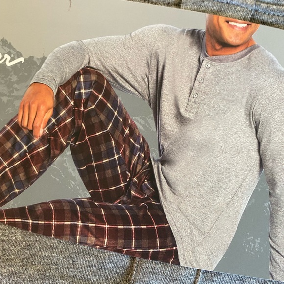 Eddie Bauer Men’s Cozy Fleece Lounge Set - Picture 3 of 4